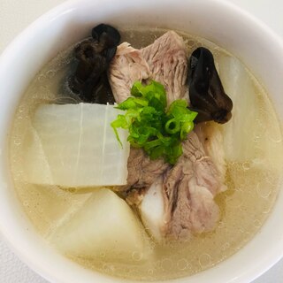 豚スペアリブのスープ　排骨汤